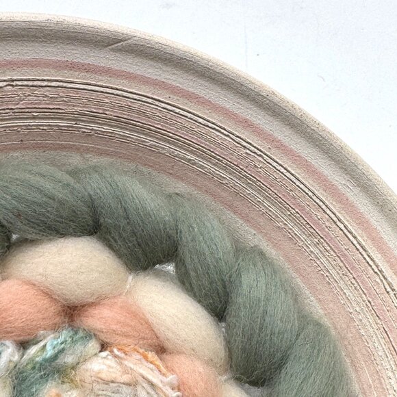 Dream Catcher Handmade Wall Decor Native American Design Macrame & Feathers Past - Picture 9 of 11